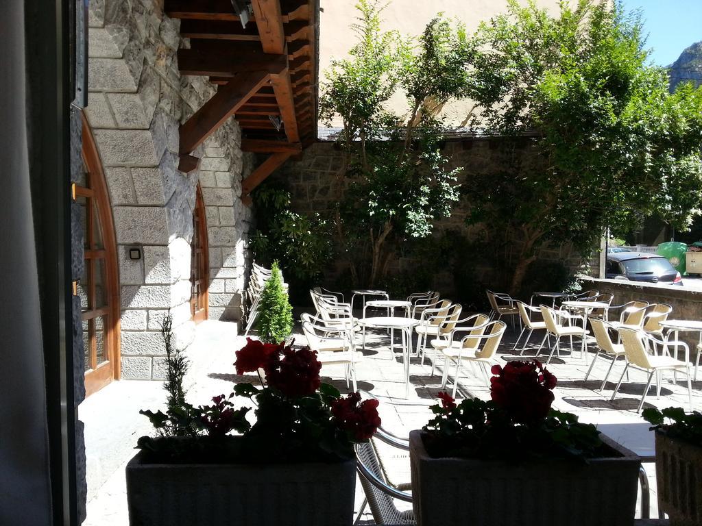 Hotel Villa De Canfranc Zewnętrze zdjęcie