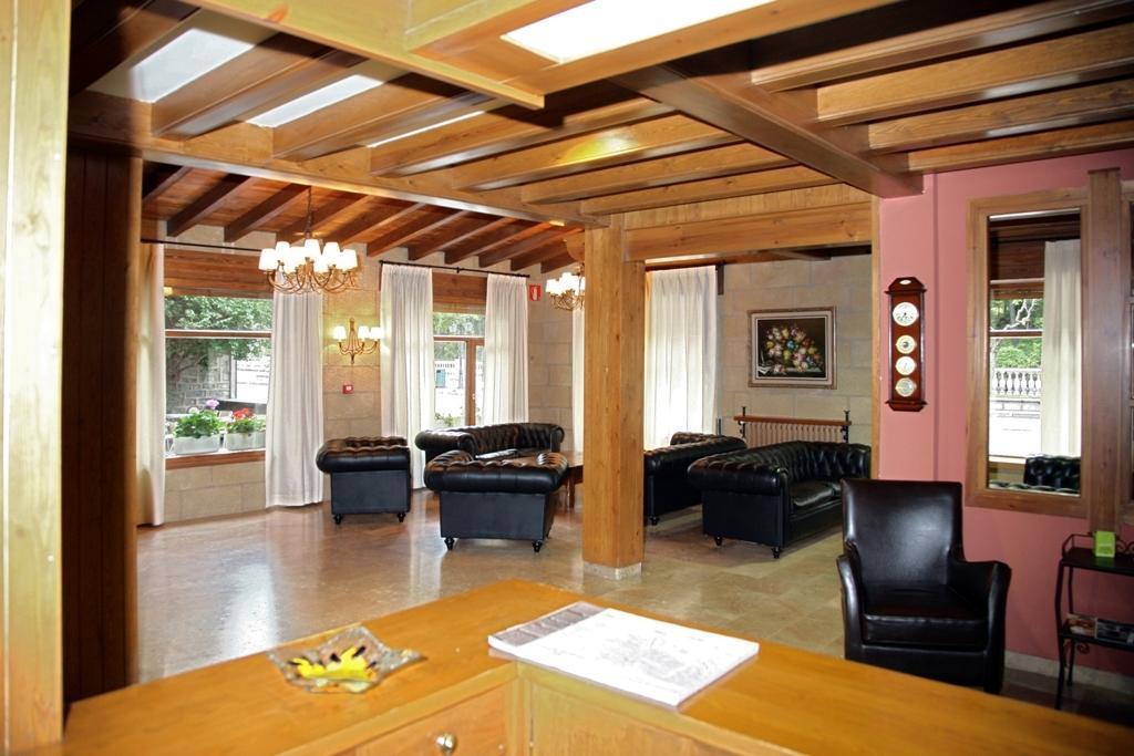 Hotel Villa De Canfranc Zewnętrze zdjęcie