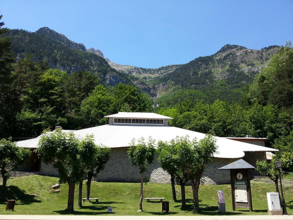 Hotel Villa De Canfranc Zewnętrze zdjęcie